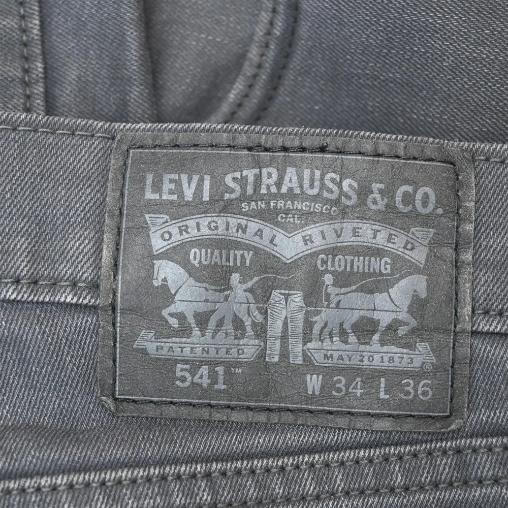 Levis 34x36 Gray Stretch Denim 541 Athletic Taper Mens Jeans